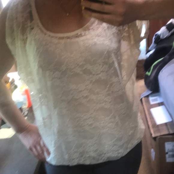 2 for $25 💃🏻 Lace top - Picture 1 of 5